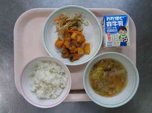 令和7年5月8日金曜日の給食