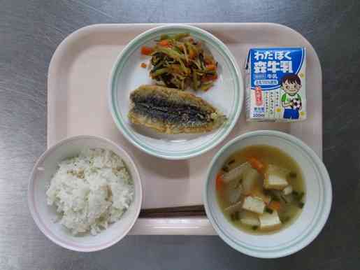 令和7年10月3日金曜日の給食