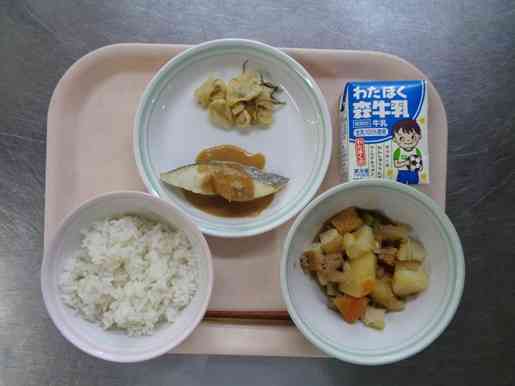 令和7年10月16日木曜日の給食
