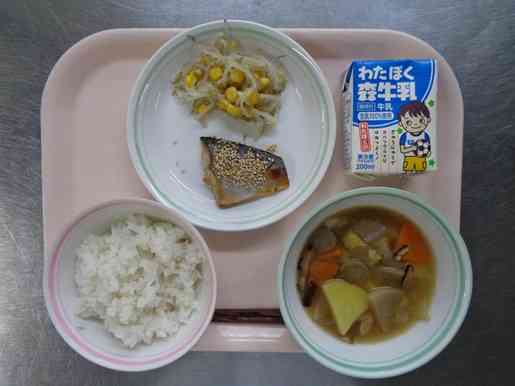 令和7年10月30日木曜日の給食