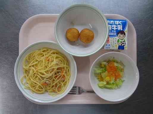 令和7年12月12日金曜日の給食